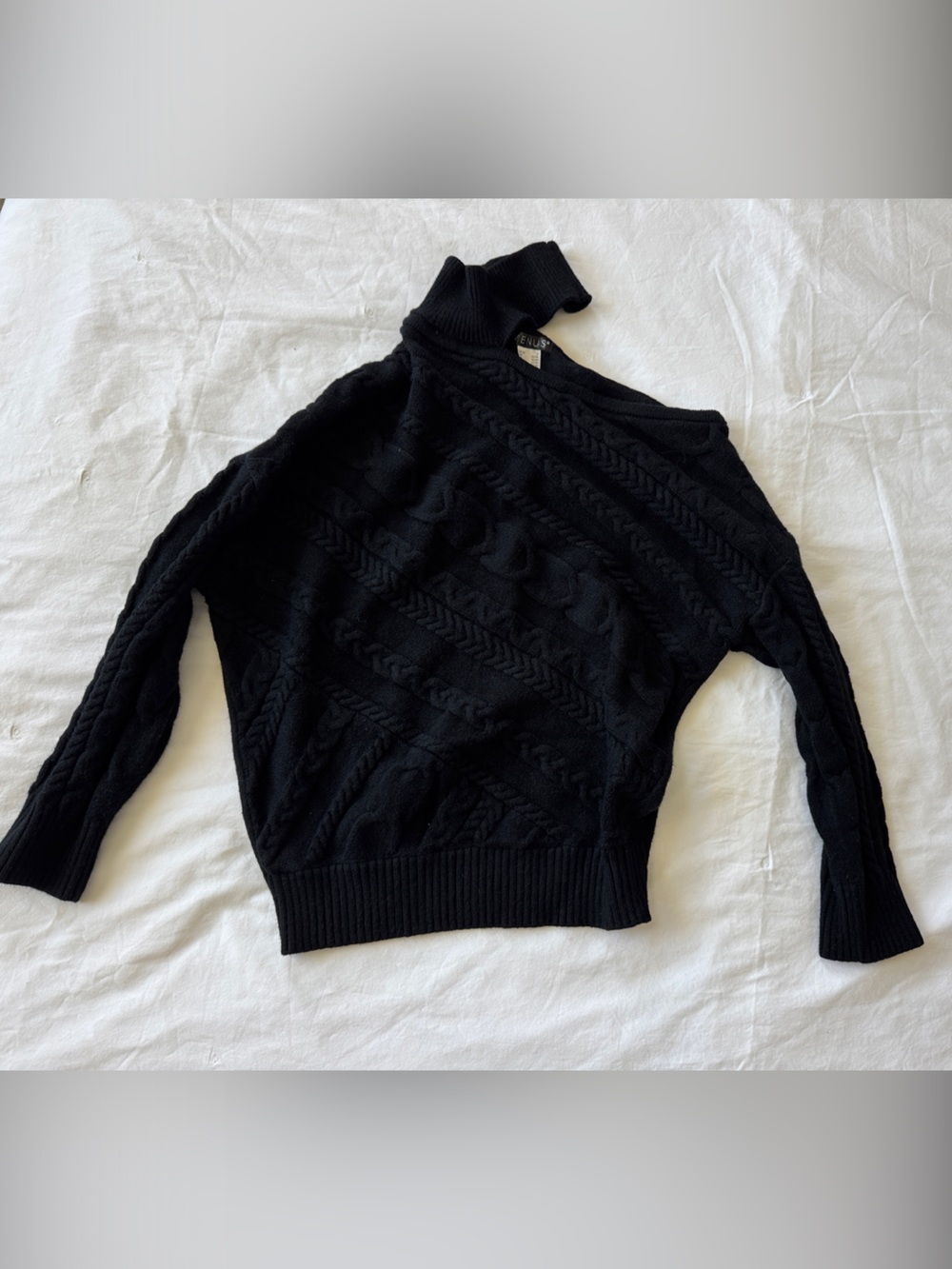 VENUS Black Cable Knit Turtleneck Sweater